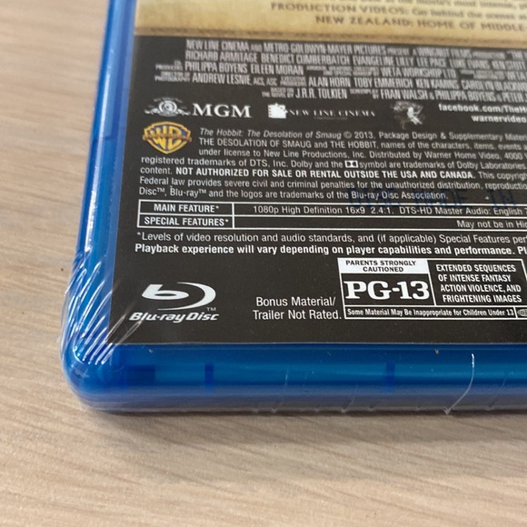 The Hobbit. The Desolation of Smaug Blu Ray/Dvd/ Digital HD Brand new - Picture 4 of 4